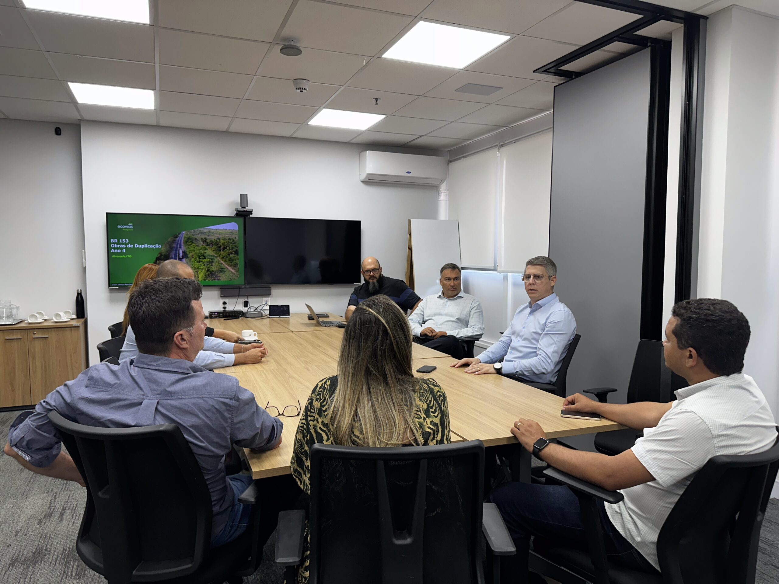 Prefeita de Alvorada participa de reunião na Ecovias para discutir duplicação da BR-153 no perímetro urbano do município